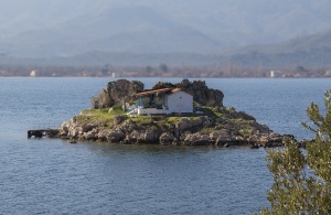 Agios Isidoros Gulf of Yera